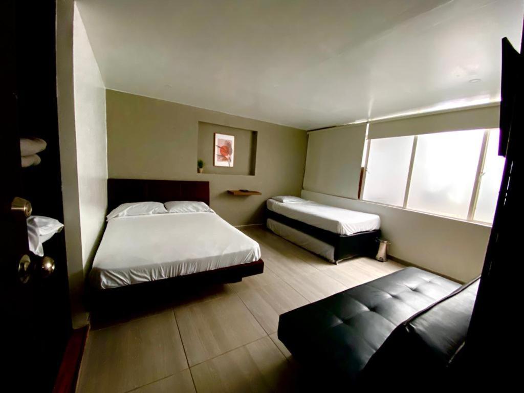 Bogota Rooms Heroes Екстериор снимка