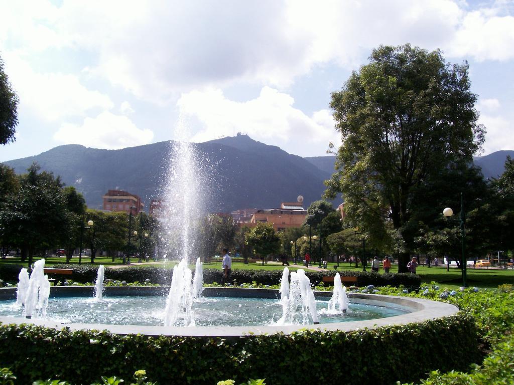 Bogota Rooms Heroes Екстериор снимка